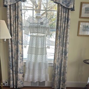 Chic White Lace Tiered Dress